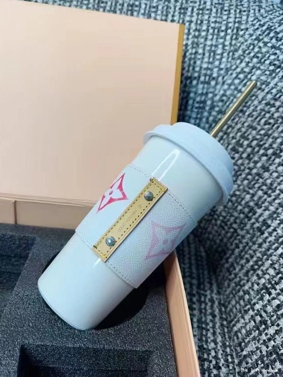 STRAW LOUIS CUSTOM AND CUP 0808